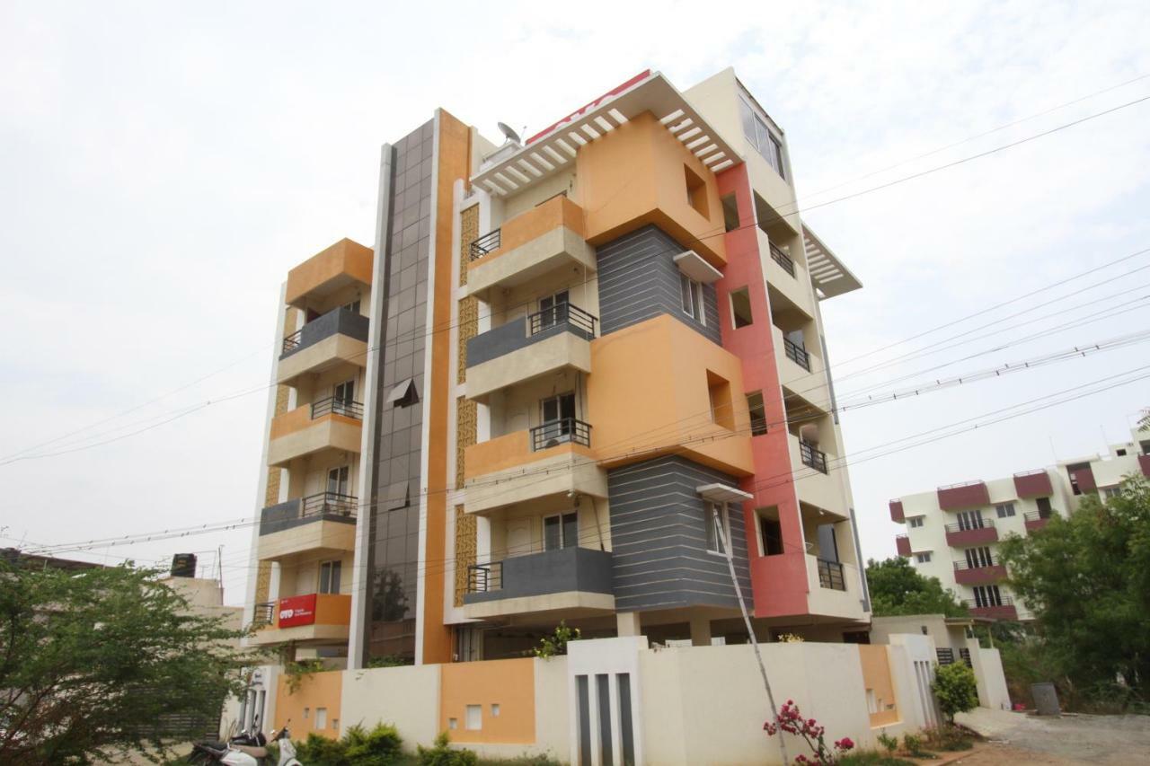 Отель Oyo Flagship 31042 Sunil Residency Коимбатур Экстерьер фото