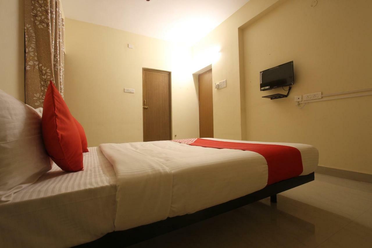 Отель Oyo Flagship 31042 Sunil Residency Коимбатур Экстерьер фото